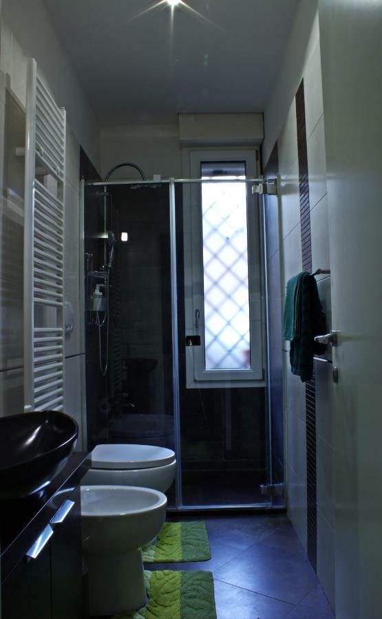 Relax Suite Nazario Болонья Экстерьер фото