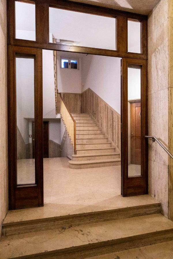 Relax Suite Nazario Болонья Экстерьер фото